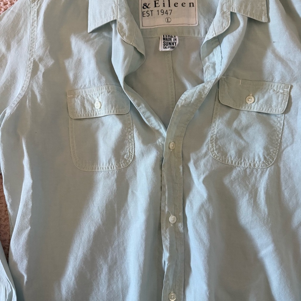 Frank & Eileen Victoria Button-Up (L) - Picture 3 of 6
